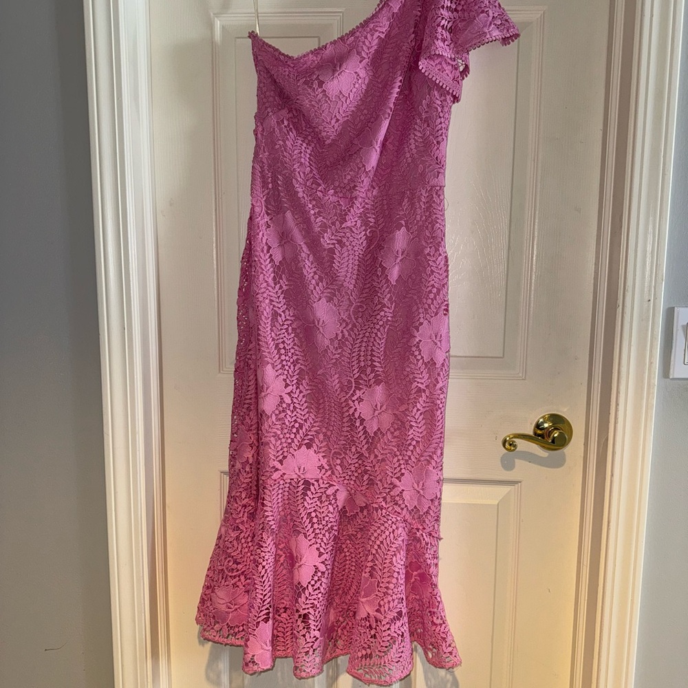Elegant Pink Lace One-Shoulder Dress